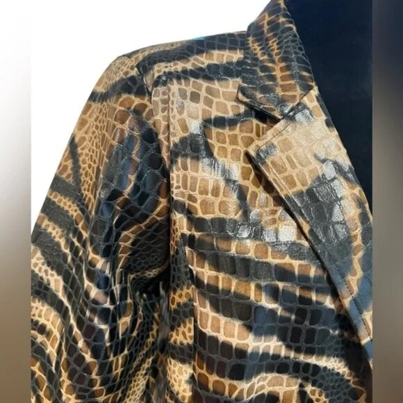 VINTAGE SELENE SPORT Faux Leather Animal Print Crocodile Textured Trench Coat - Picture 4 of 12
